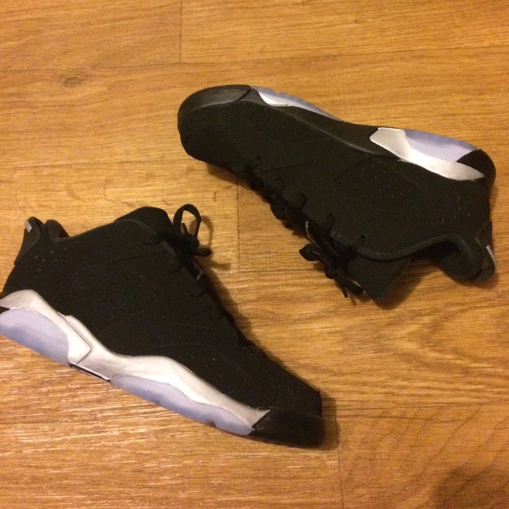 COPY - Chrome Low 6's